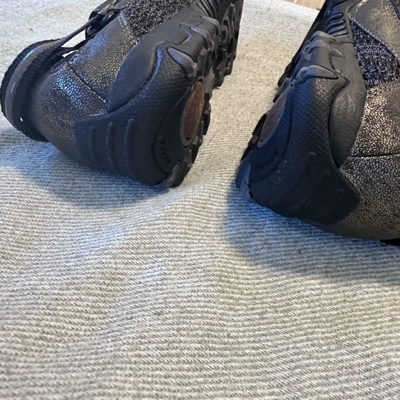 Mephisto Women's shimmery Black Athletic Shoes - Picture 4 of 6